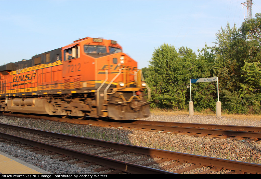 BNSF 7212